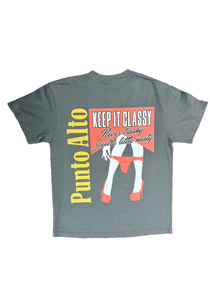 Keep it classy T-shirt ✨(model 5”10 size L)